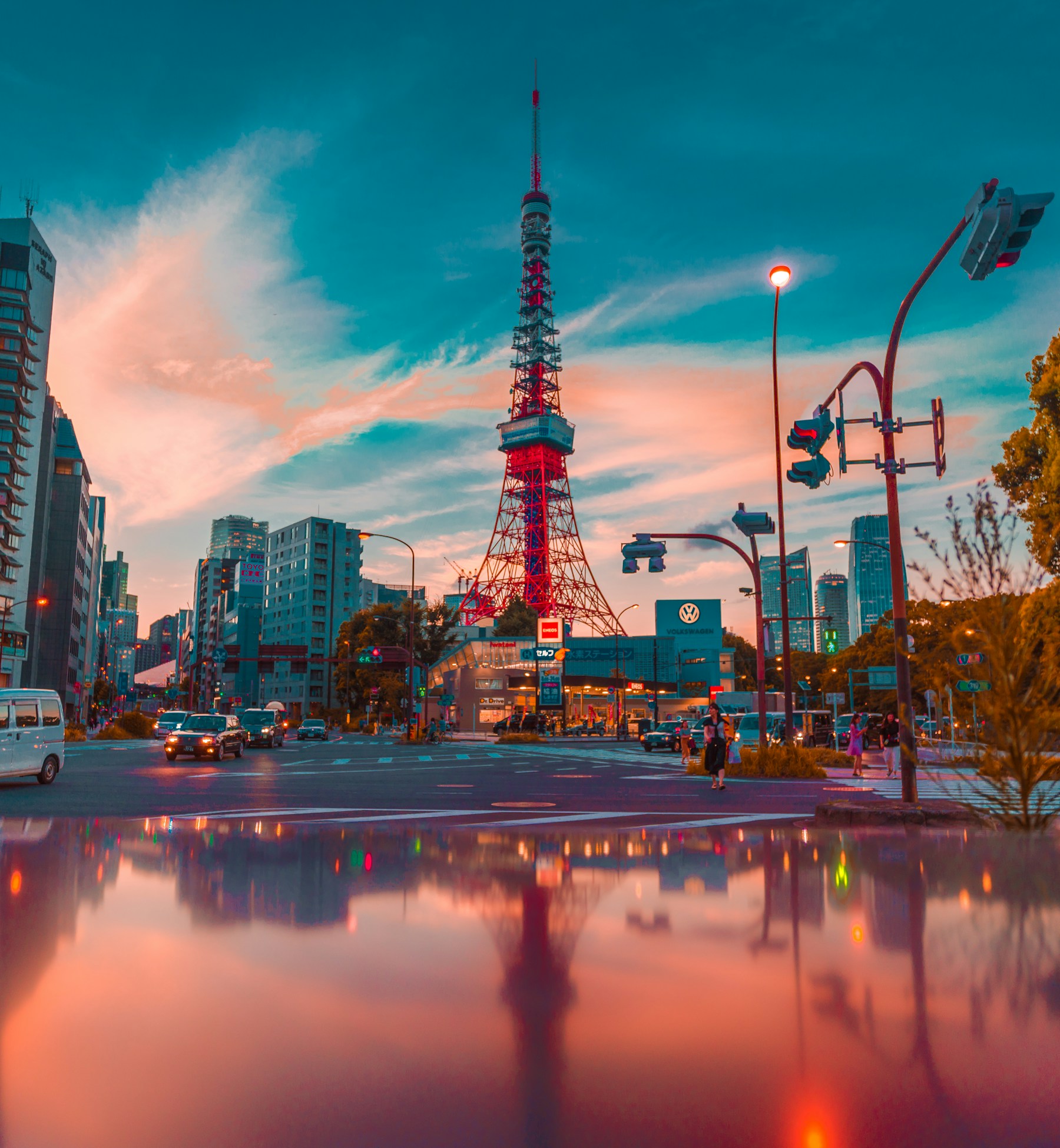 Tokyo Tower at dusk